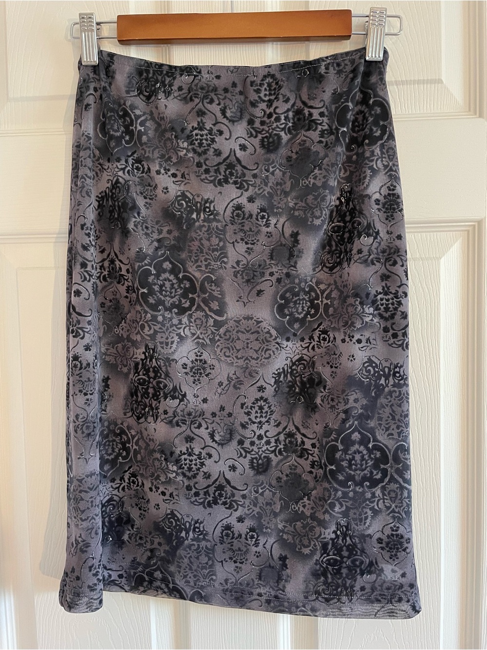 A. Byer Gray Black Paisley Print Midi Skirt M Vintage